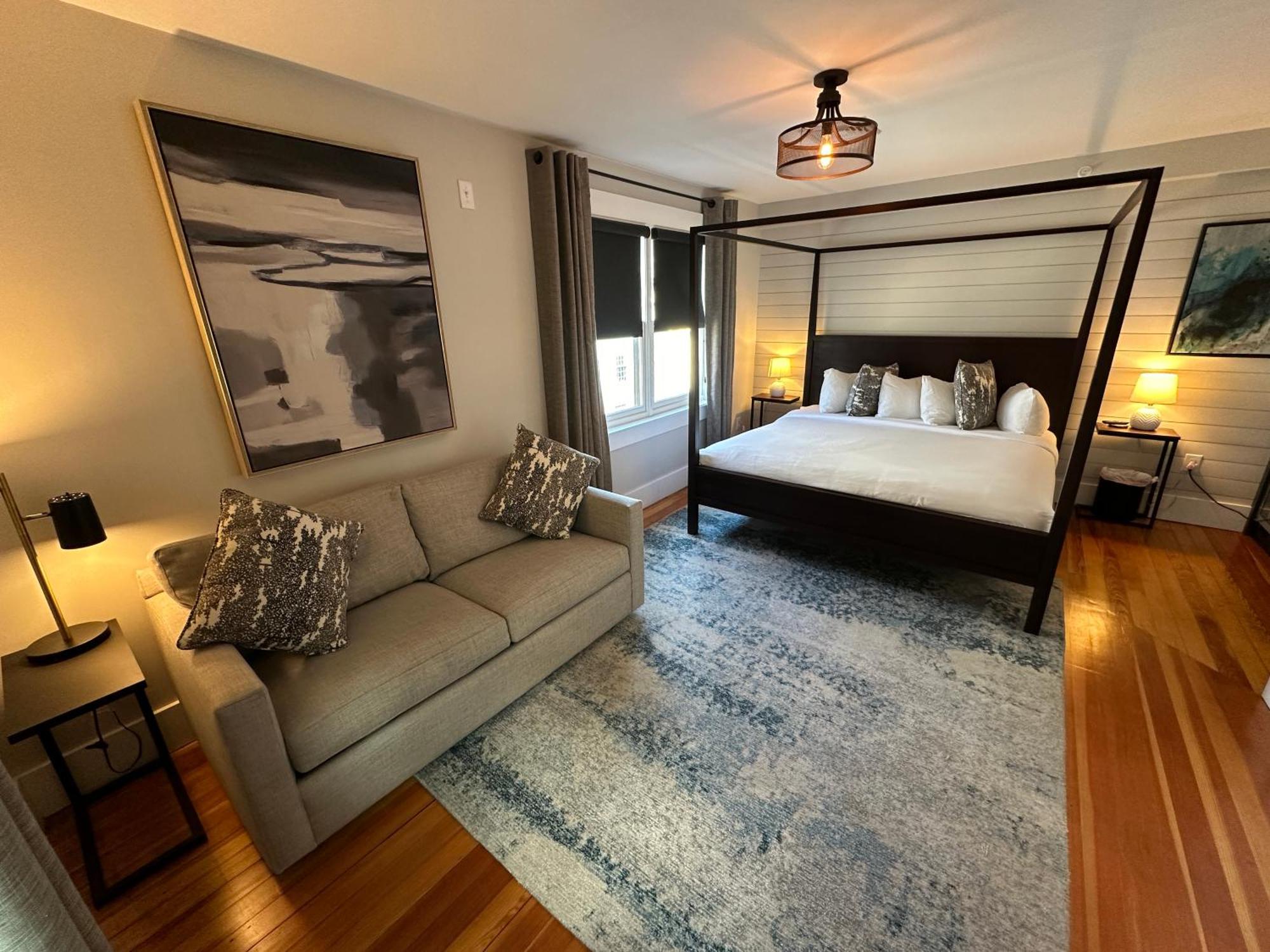 Entire Modern 7 Unit 7 Bath Boutique Inn Newport Exterior photo