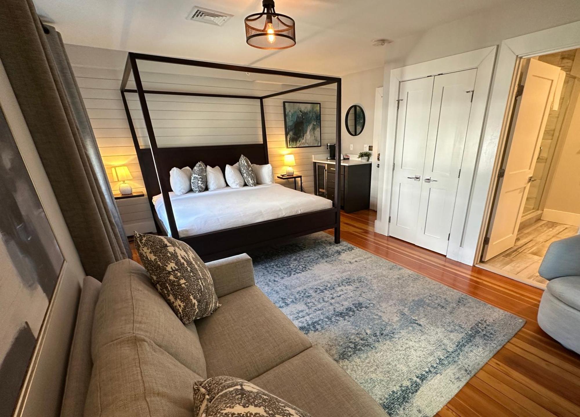 Entire Modern 7 Unit 7 Bath Boutique Inn Newport Exterior photo